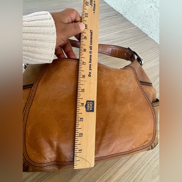 Fossil Tan Leather Shoulder Bag - Picture 10 of 14